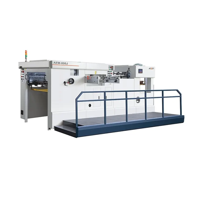 Awtomatikong Flat-bed Die Cutting Machine